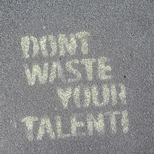 Assurer une croissance durable des médias digitaux : stratégies pour entrepreneurs et dirigeants